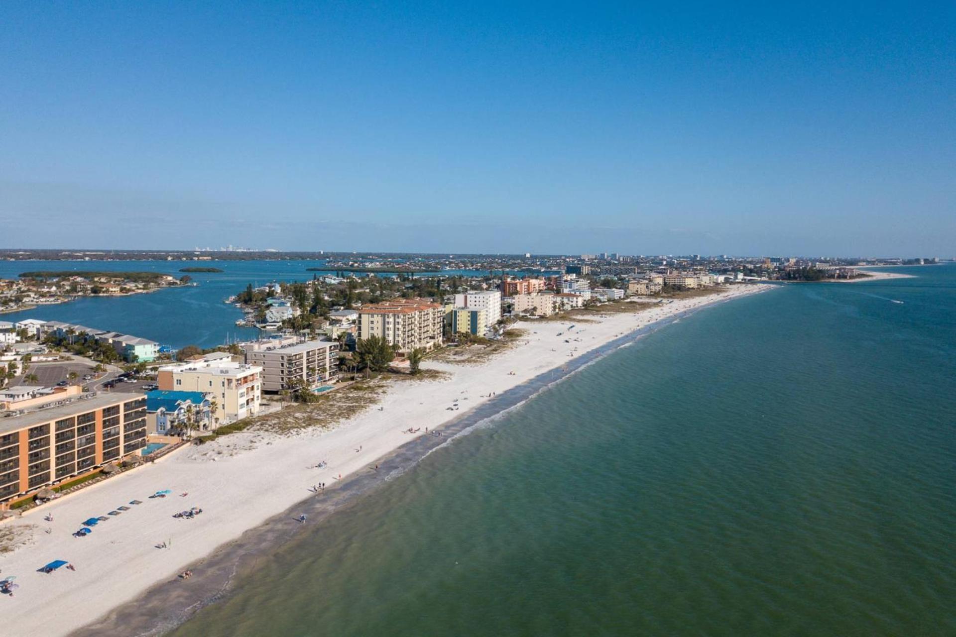 Yoda Beach House Villa St. Pete Beach Exterior photo